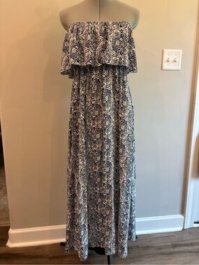 Strapless Paisley Maxi Dress in Navy and White